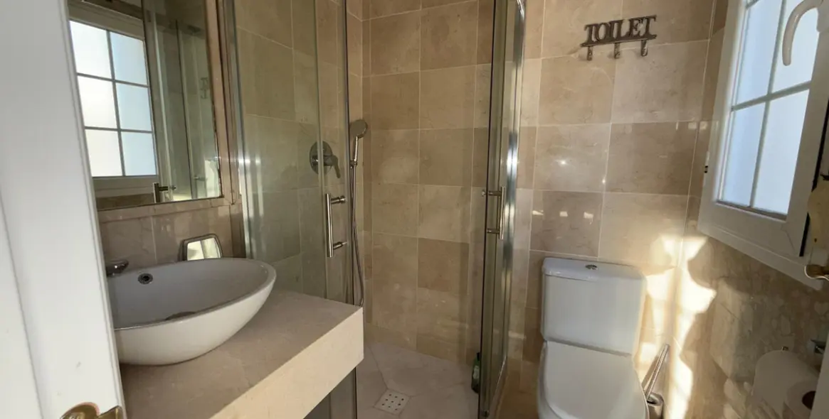 Venta de ático dúplex en Nueva Andalucía 4