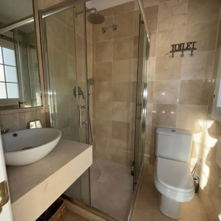 Sale of penthouse duplex in Nueva Andalucía