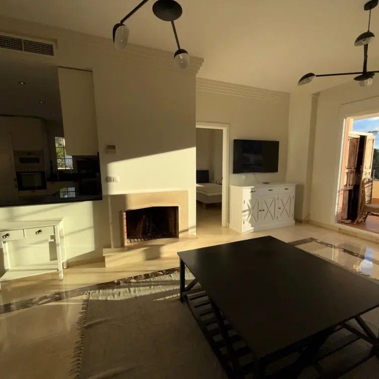 Sale of penthouse duplex in Nueva Andalucía