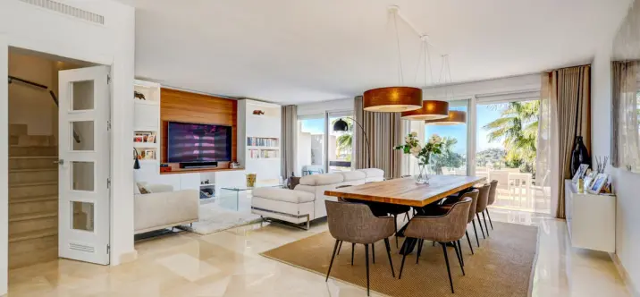 Sale of penthouse duplex in Benahavís 3