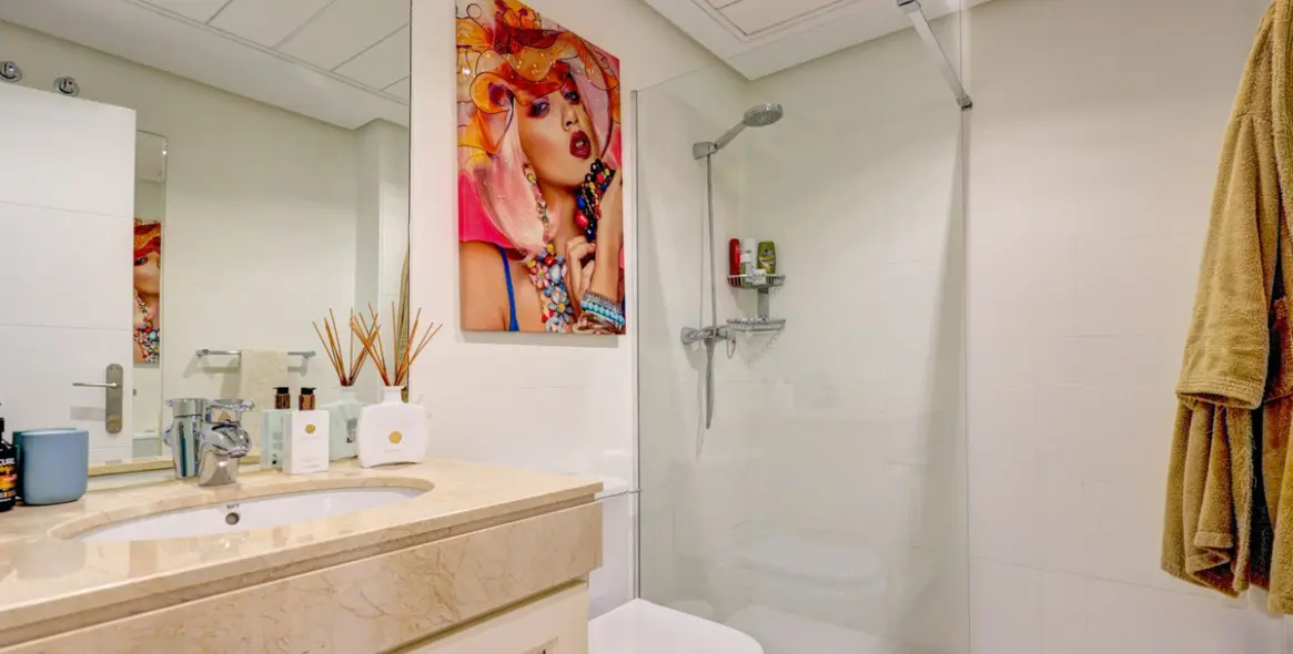 Продажа двухуровневого пентхауса в Benahavís 24