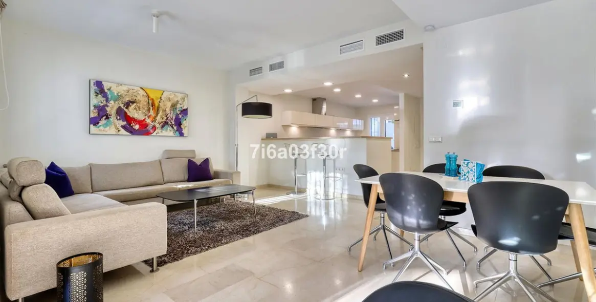 Sale of townhouse in San Pedro de Alcántara 4