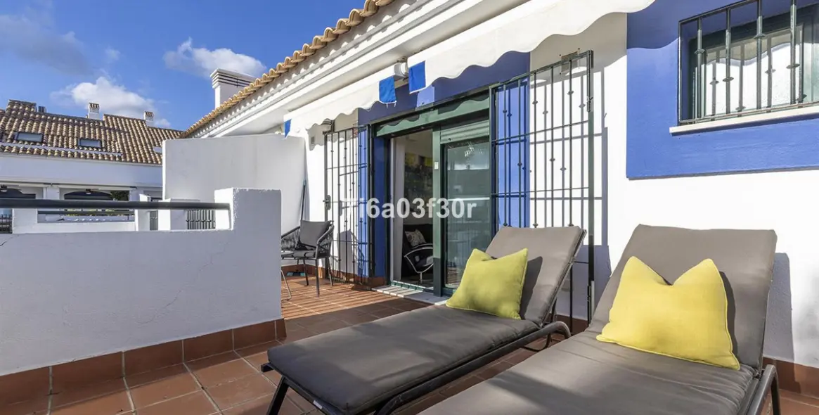 Sale of townhouse in San Pedro de Alcántara 25