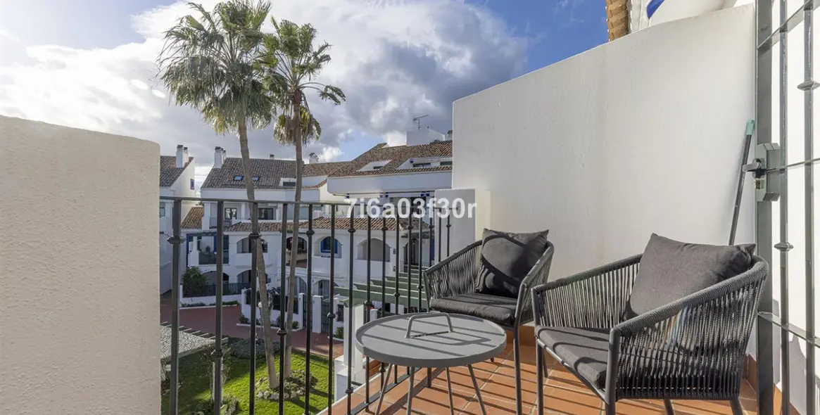 Sale of townhouse in San Pedro de Alcántara 26