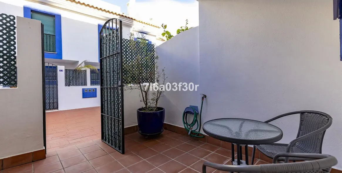Sale of townhouse in San Pedro de Alcántara 27
