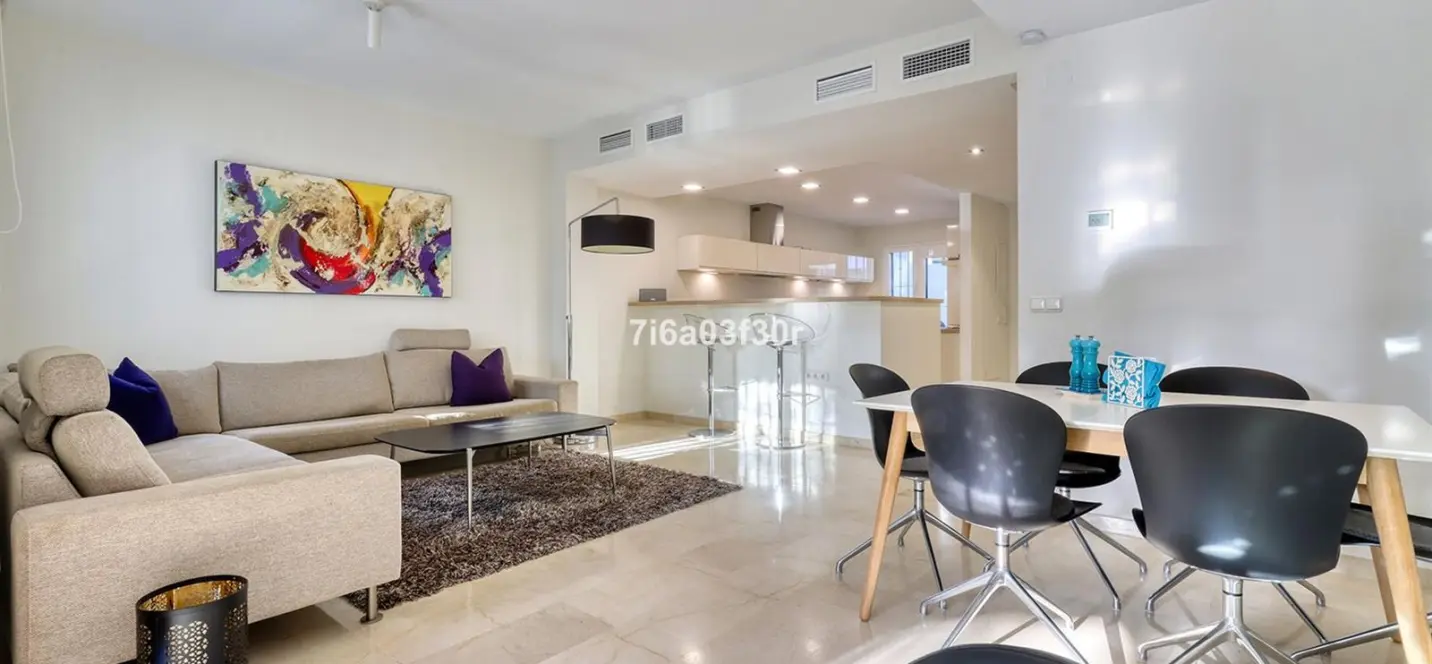 Sale of townhouse in San Pedro de Alcántara 3