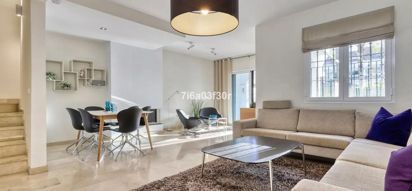 Sale of townhouse in San Pedro de Alcántara 4