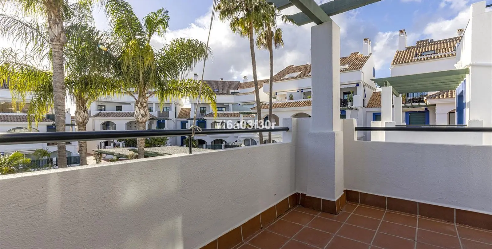 Venta de adosado en San Pedro de Alcántara 24