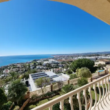 Venta de villa independiente en Benalmadena
