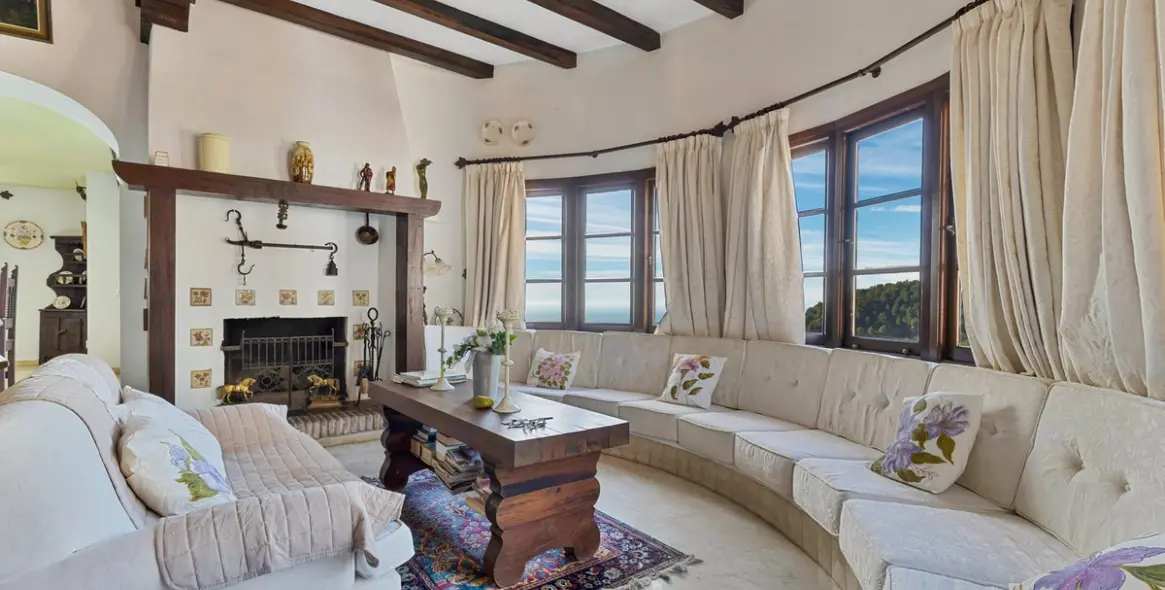 Sale of detached villa in Mijas 3