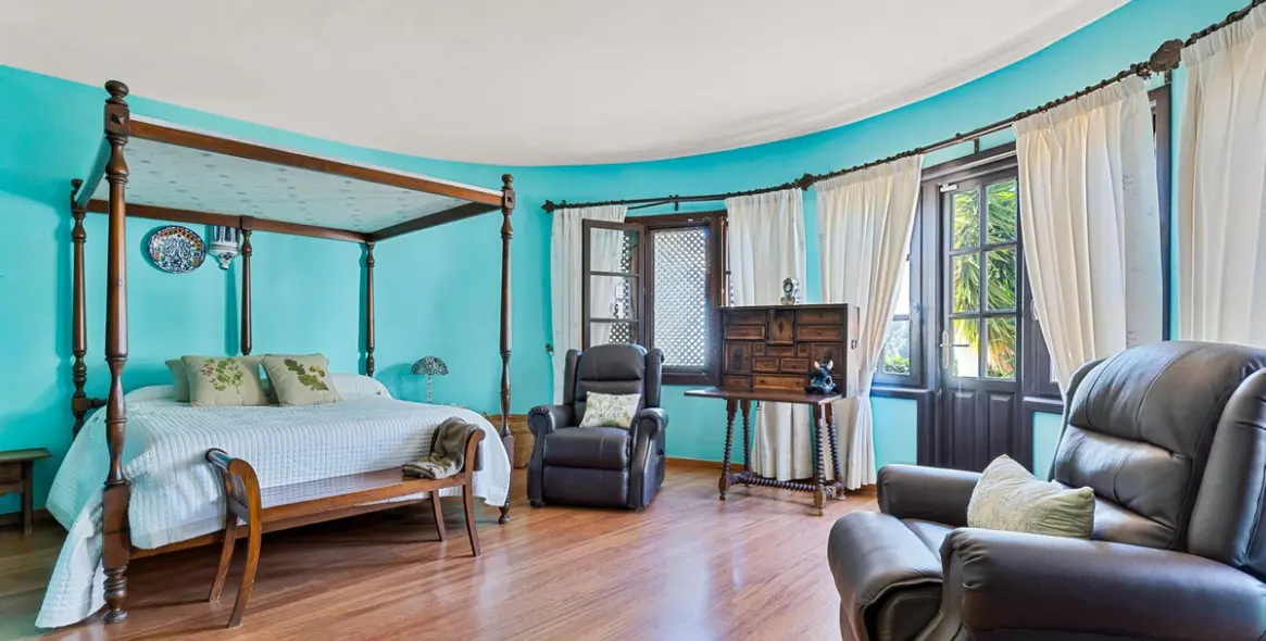 Sale of detached villa in Mijas 13