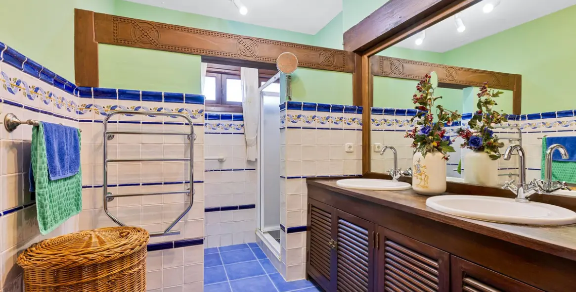 Sale of detached villa in Mijas 18