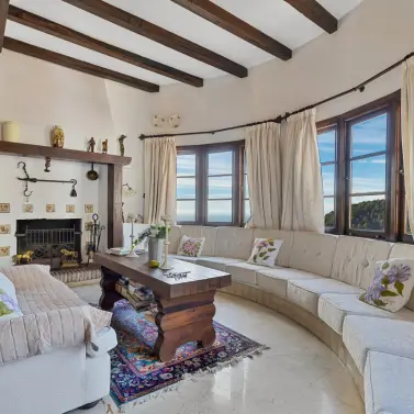 Sale of detached villa in Mijas