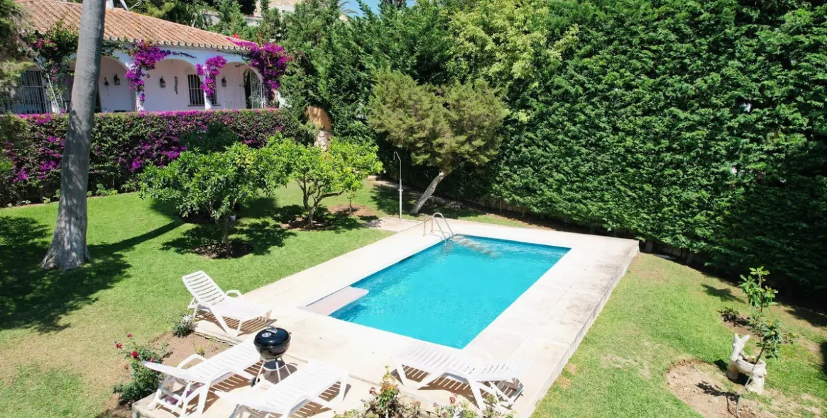 Sale of detached villa in Marbesa 7