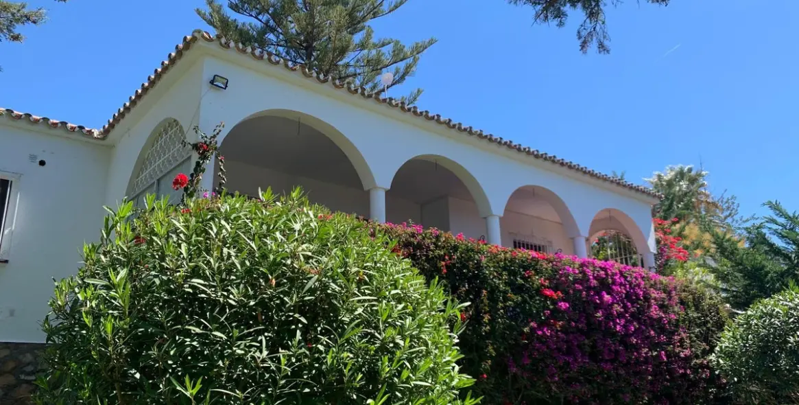 Sale of detached villa in Marbesa 12