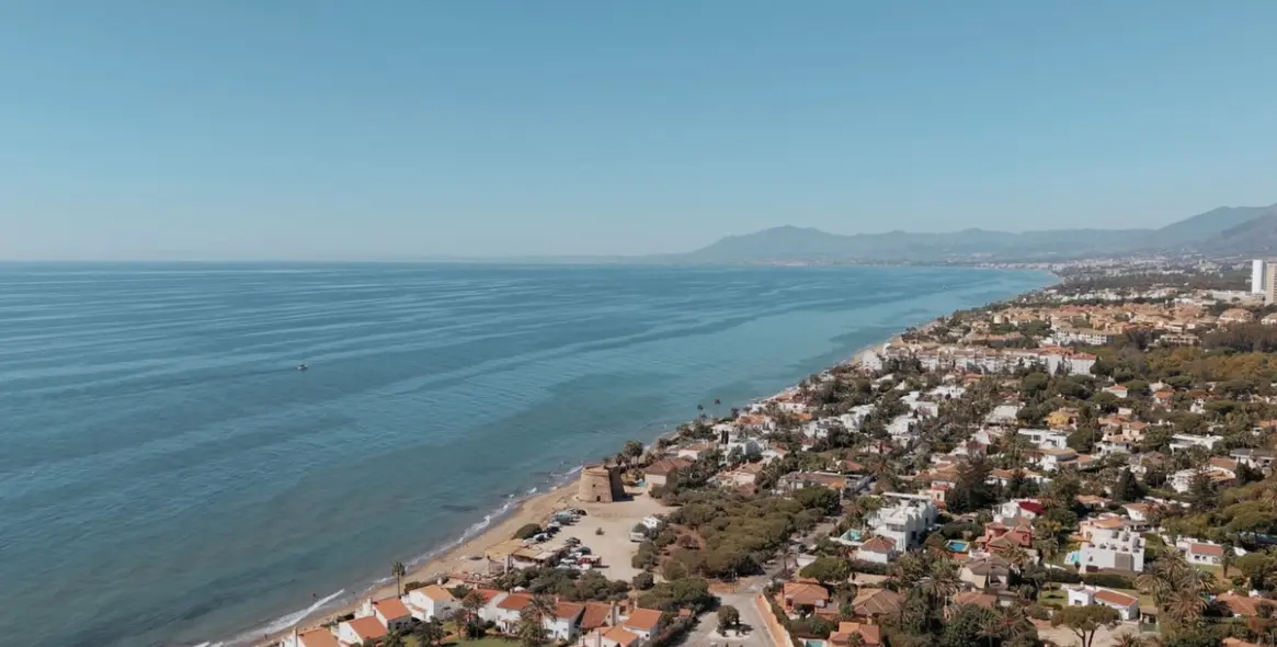 Sale of detached villa in Marbesa 13