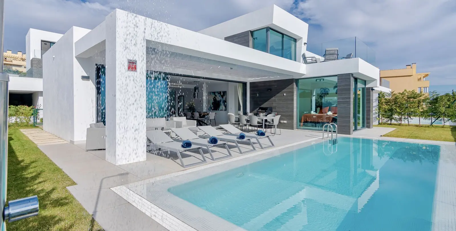 Venta de villa independiente en Calahonda 2