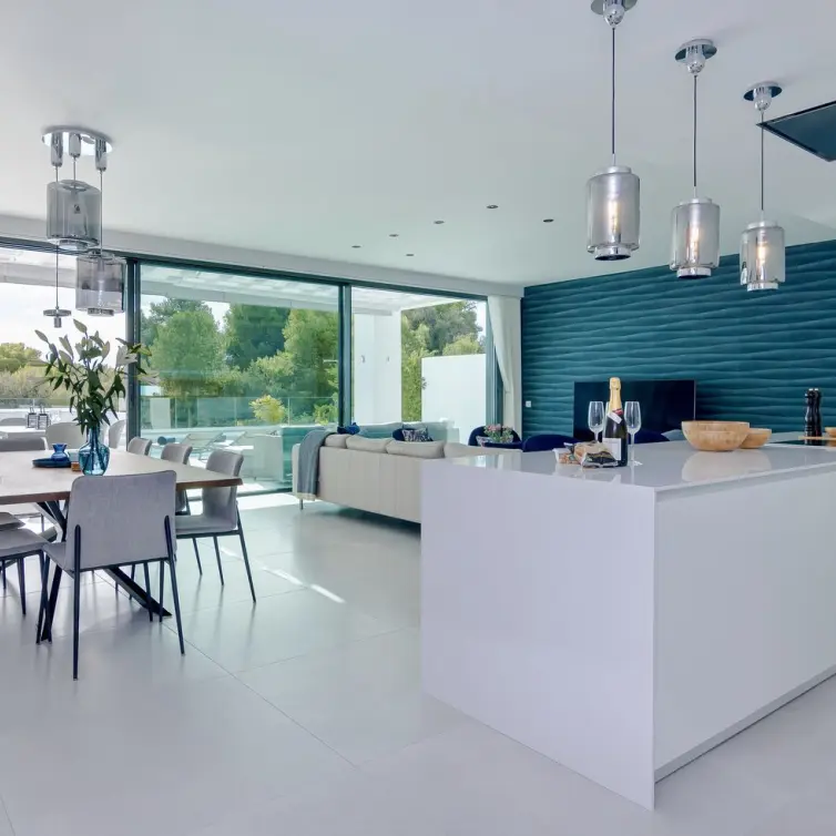Venta de villa independiente en Calahonda