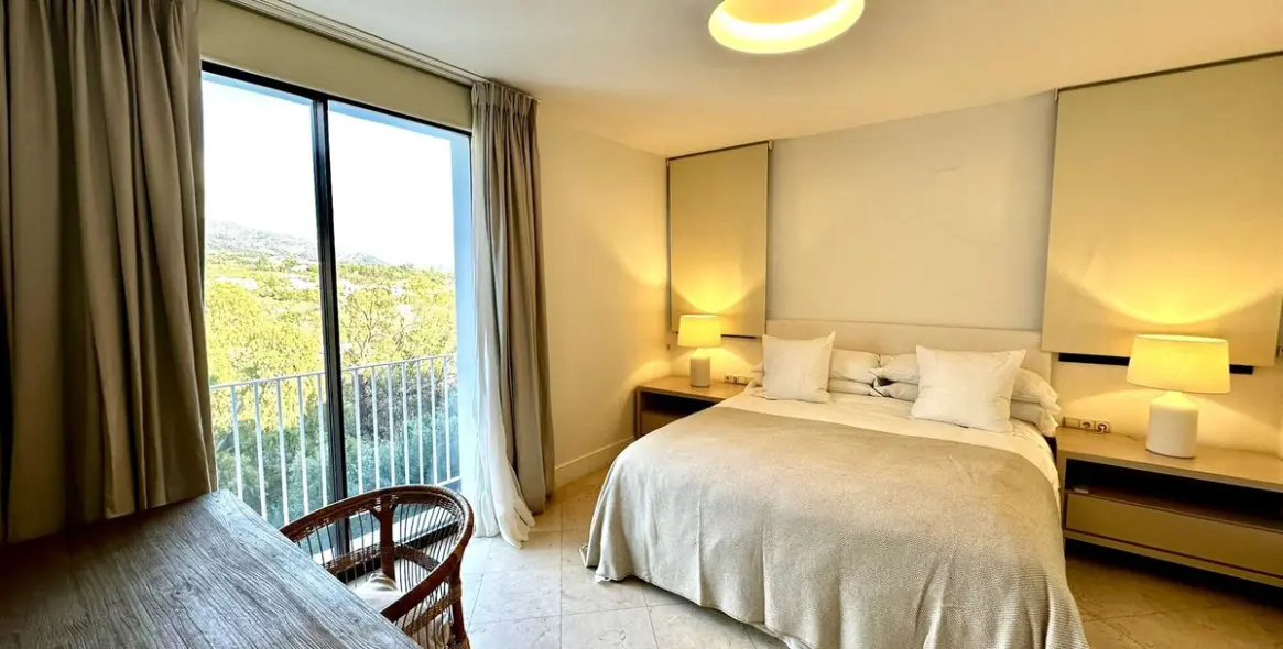 Long-term rent of detached villa in The Golden Mile 3