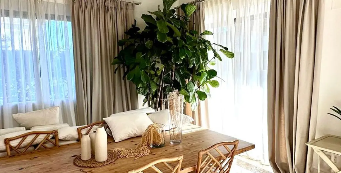 Long-term rent of detached villa in The Golden Mile 7