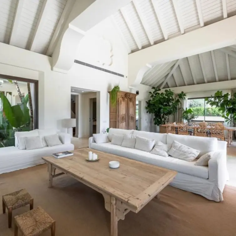 Short-term rent of detached villa in The Golden Mile