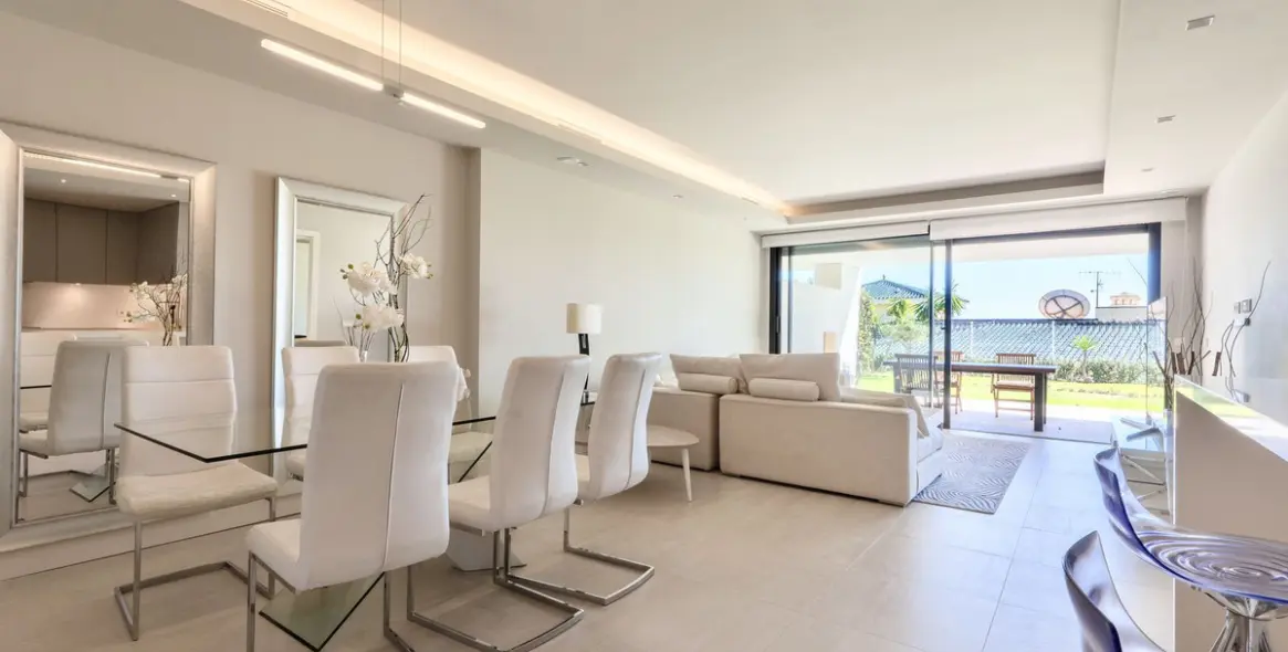 Long-term rent of ground floor apartment in Nueva Andalucía 2