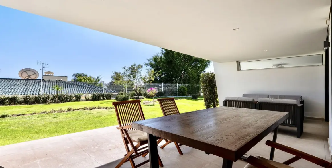 Long-term rent of ground floor apartment in Nueva Andalucía 8