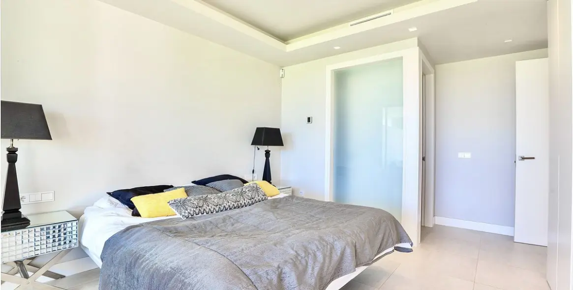 Long-term rent of ground floor apartment in Nueva Andalucía 16