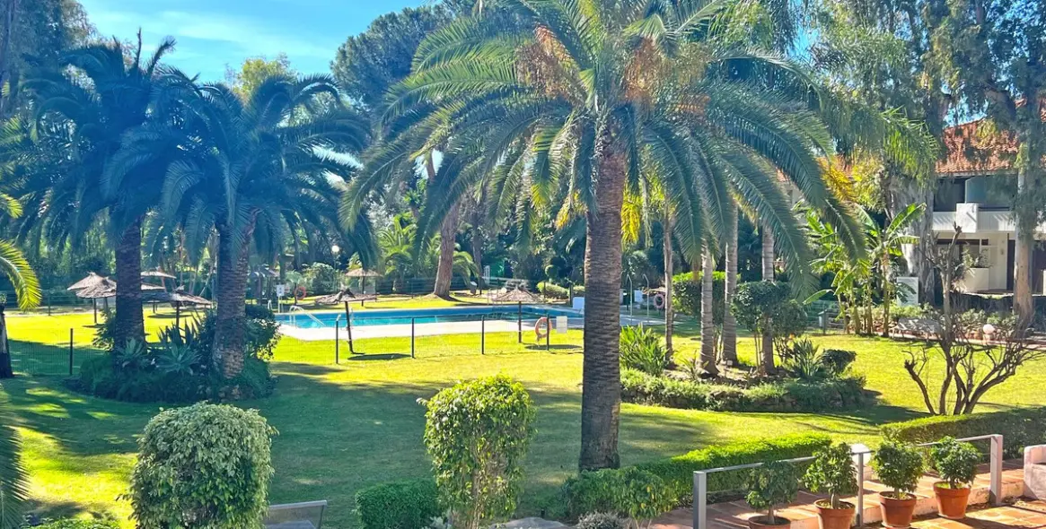 Long-term rent of middle floor apartment in Marbella 13