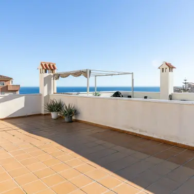 Venta de ático dúplex en Torrequebrada