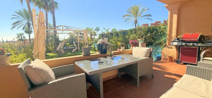 Venta de adosado en Estepona 0