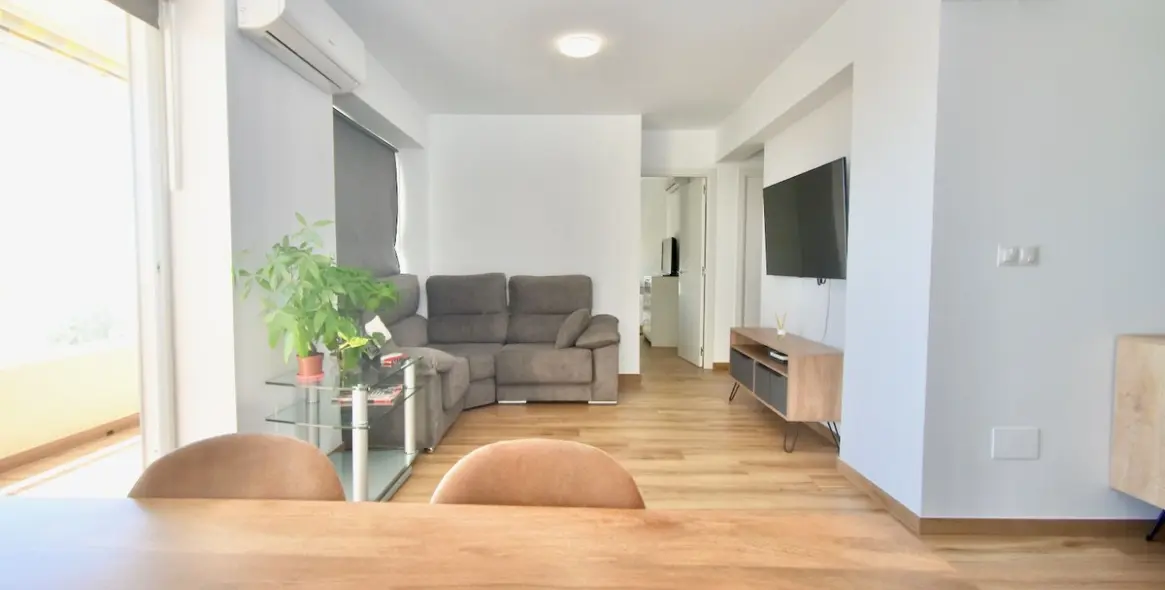 Venta de apartamento en planta media en Benalmadena 11