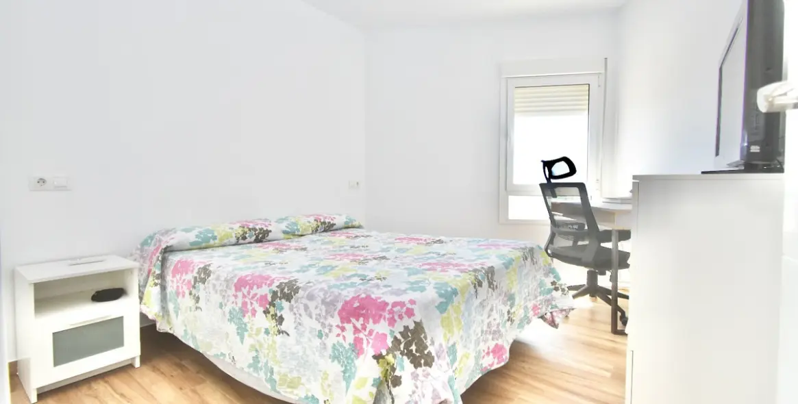 Venta de apartamento en planta media en Benalmadena 16