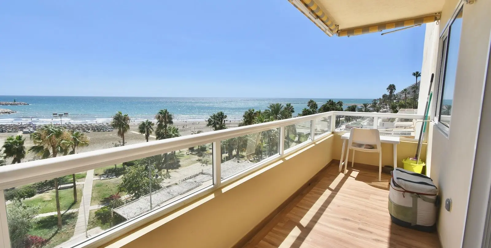 Sale of middle floor apartment in Benalmadena 4