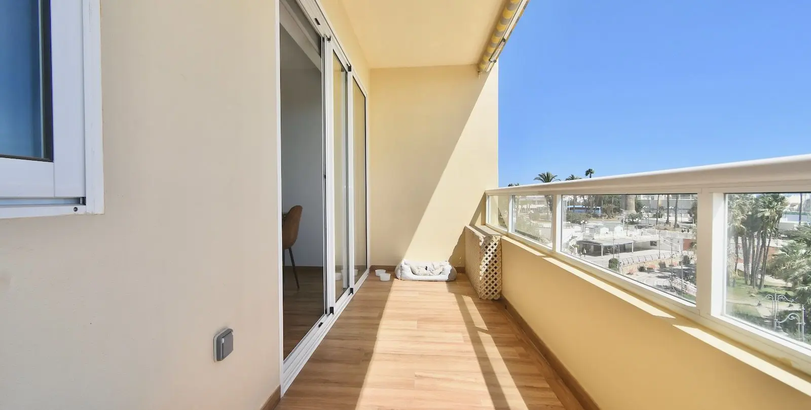 Sale of middle floor apartment in Benalmadena 6