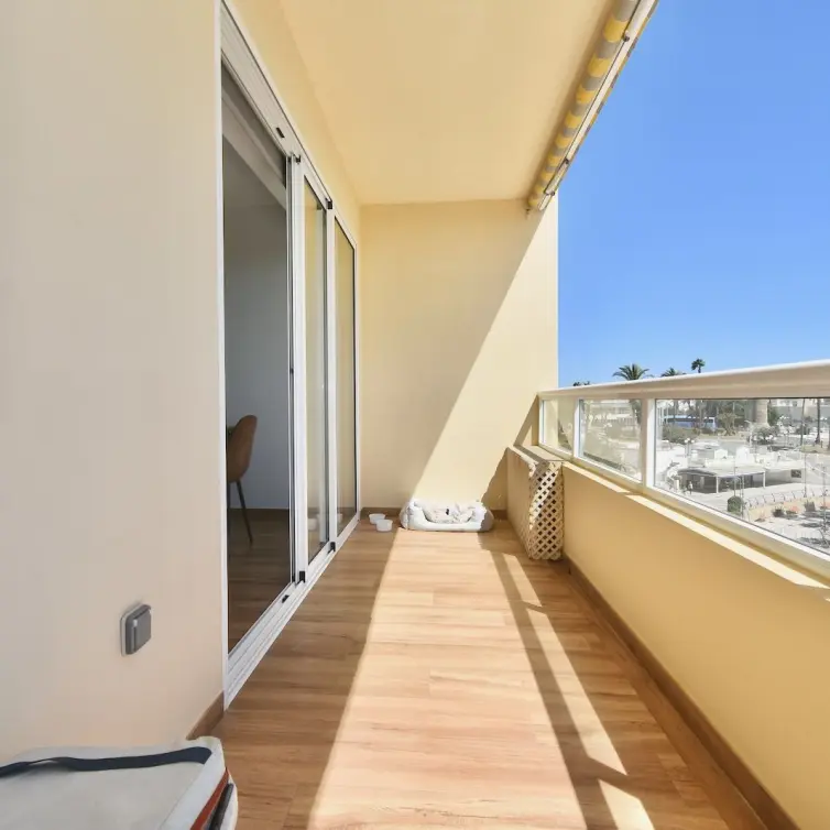 Sale of middle floor apartment in Benalmadena