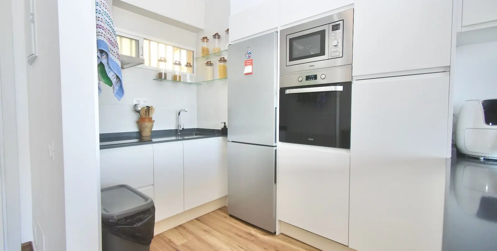 Sale of middle floor apartment in Benalmadena 14