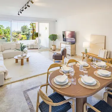 Venta de apartamento en planta baja en Nueva Andalucía