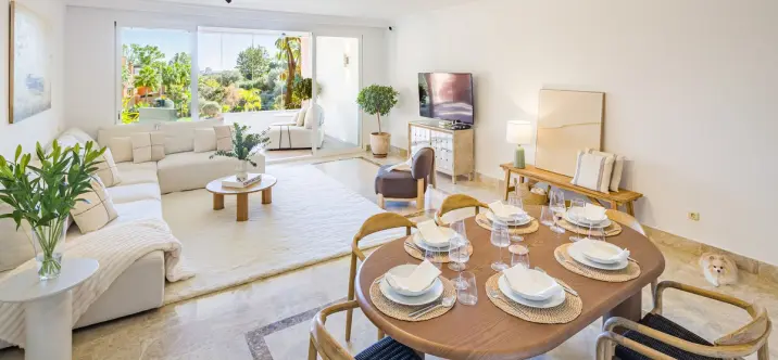 Venta de apartamento en planta baja en Nueva Andalucía 3