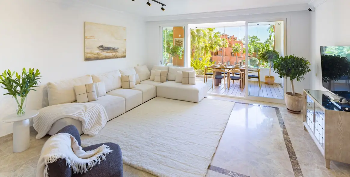 Venta de apartamento en planta baja en Nueva Andalucía 5