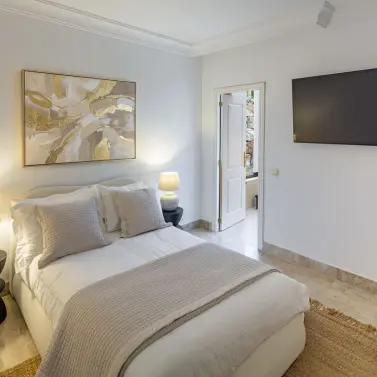 Venta de apartamento en planta baja en Nueva Andalucía