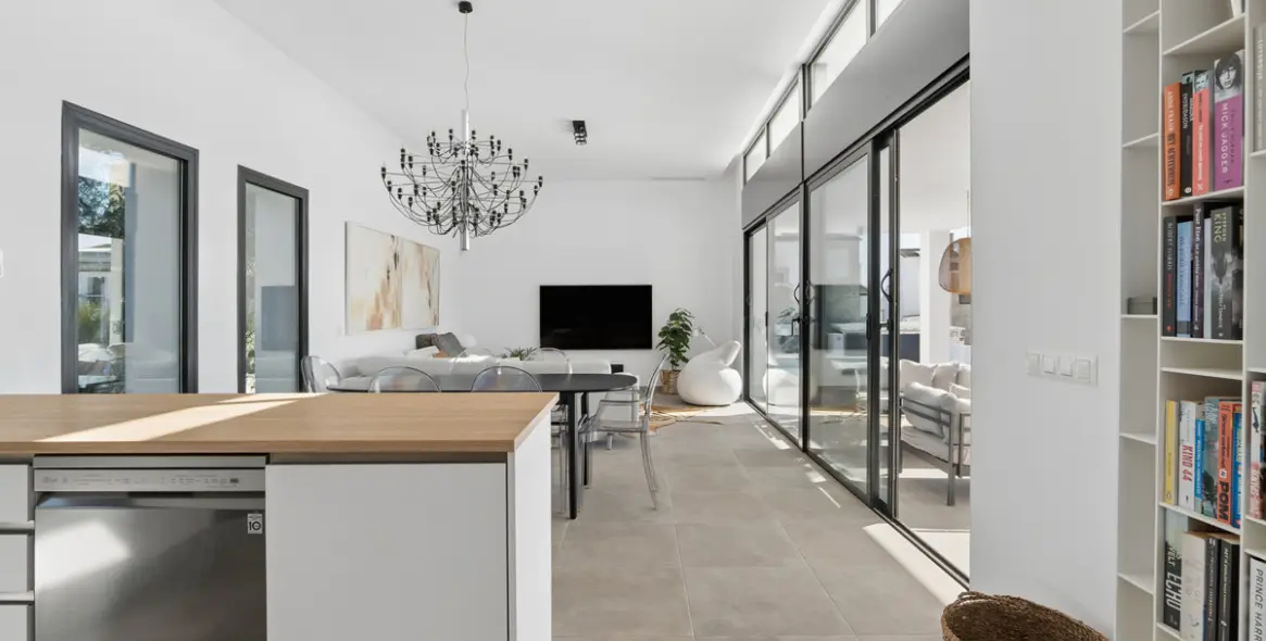 Venta de villa independiente en Valle Romano 5