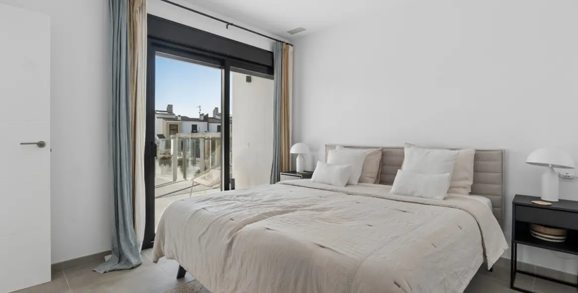 Venta de villa independiente en Valle Romano 6