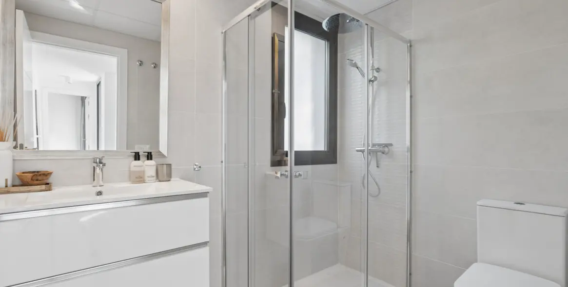 Venta de villa independiente en Valle Romano 9