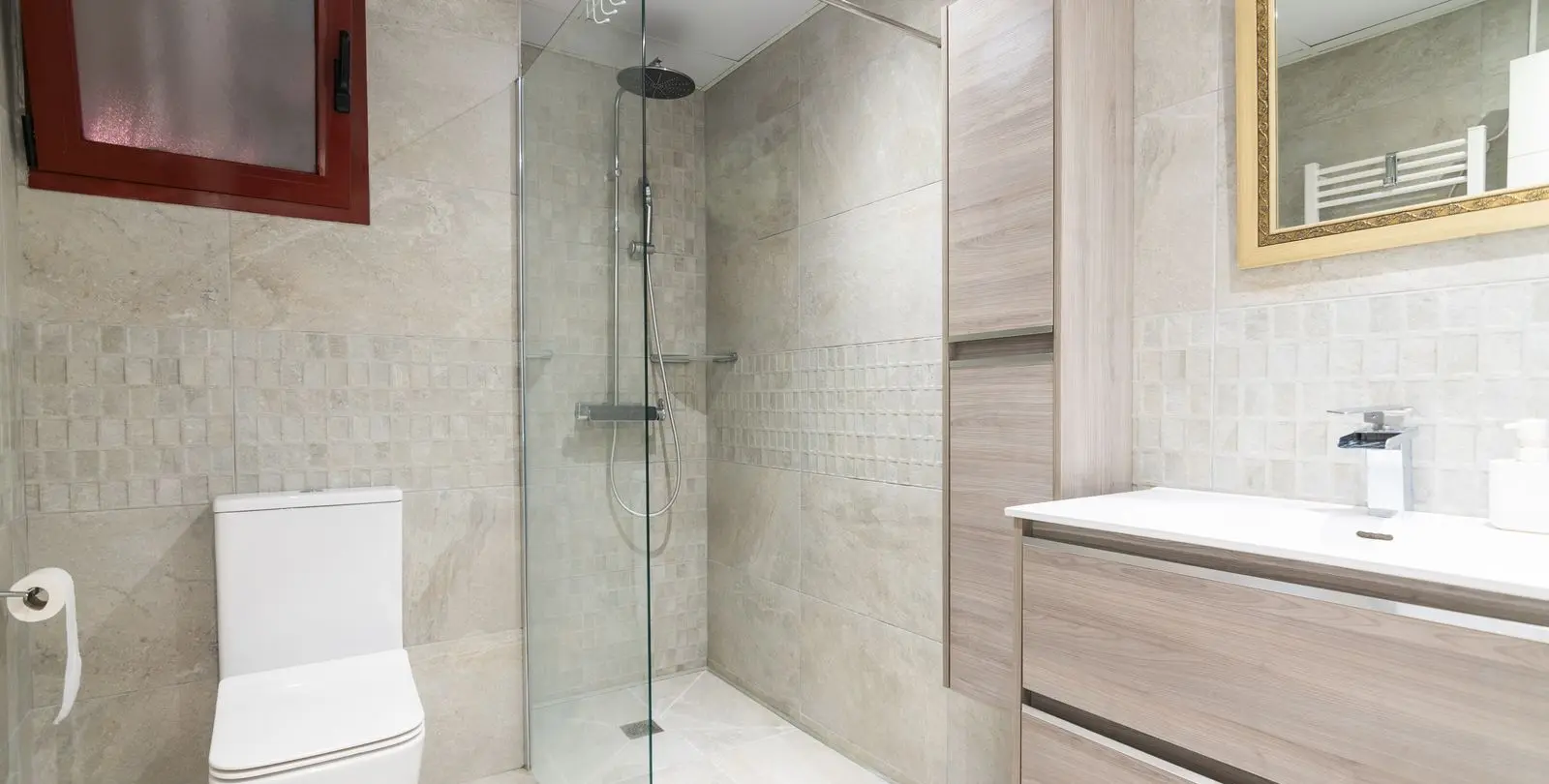 Продажа апартаментов на среднем этаже в Elviria 14