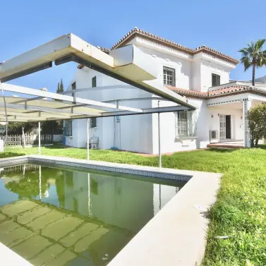 Venta de villa independiente en La Cala de Mijas