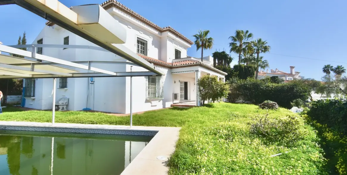 Venta de villa independiente en La Cala de Mijas 5
