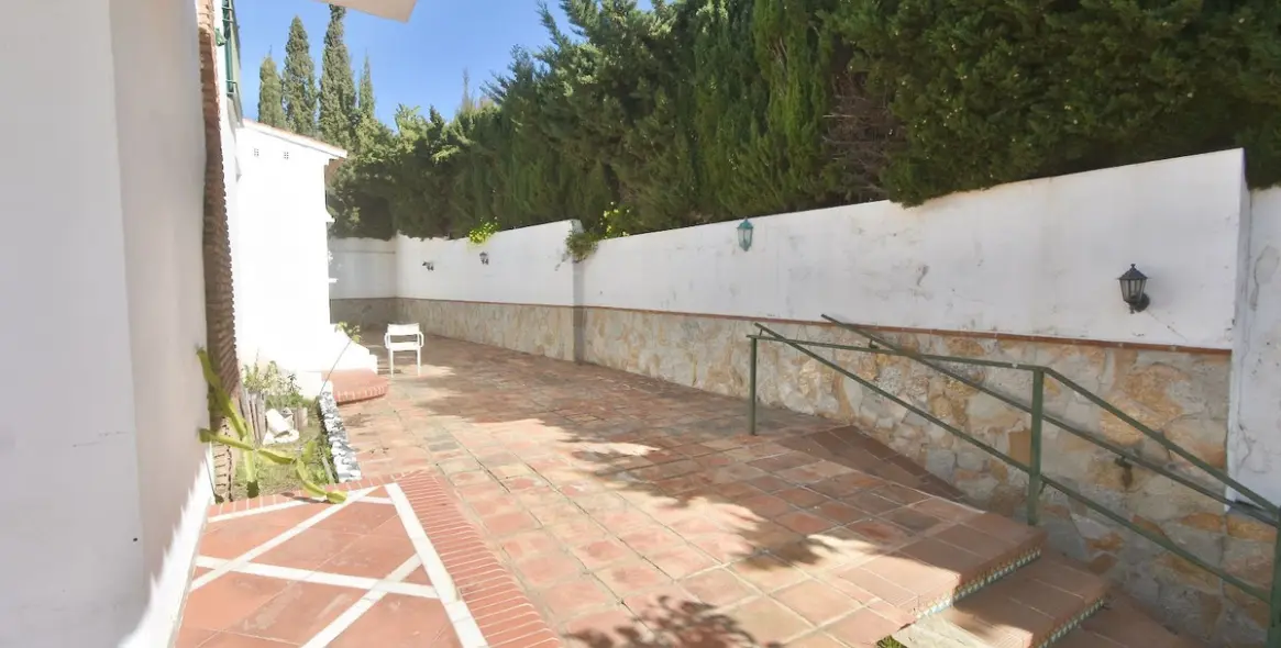 Venta de villa independiente en La Cala de Mijas 11