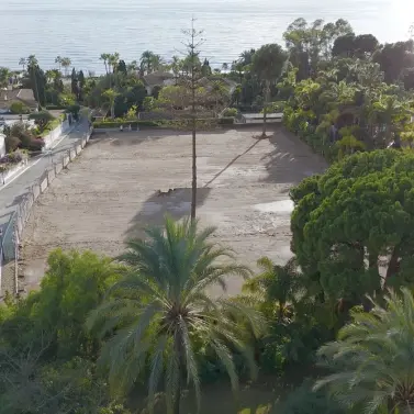 Venta de parcela residencial en Los Monteros