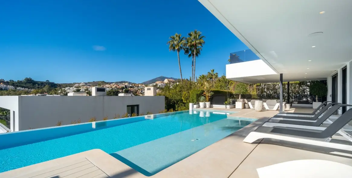 Venta de villa independiente en Marbella 7